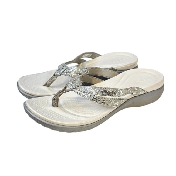 CROCS Womens Capri Flip Flop Size 7 Silver Thong Slip On Comfort - Picture 1 of 9